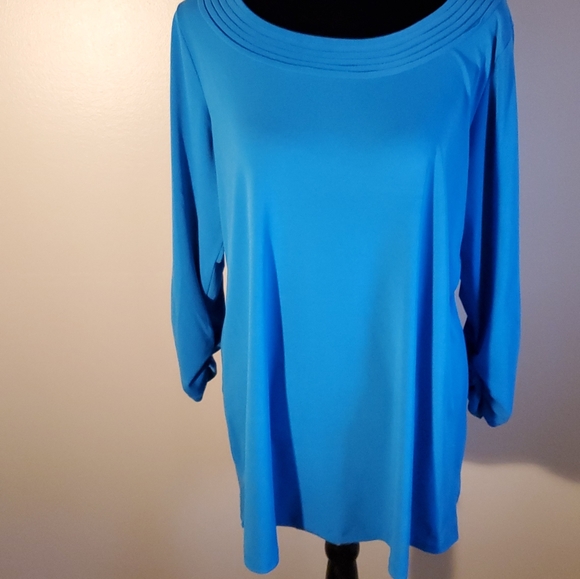 Susan Graver "Liquid Knit" Tunic top - Picture 7 of 8